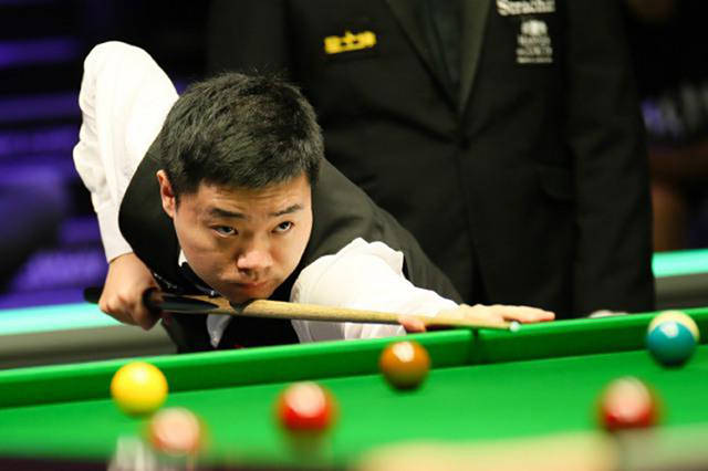 步行者试图 步行者试图