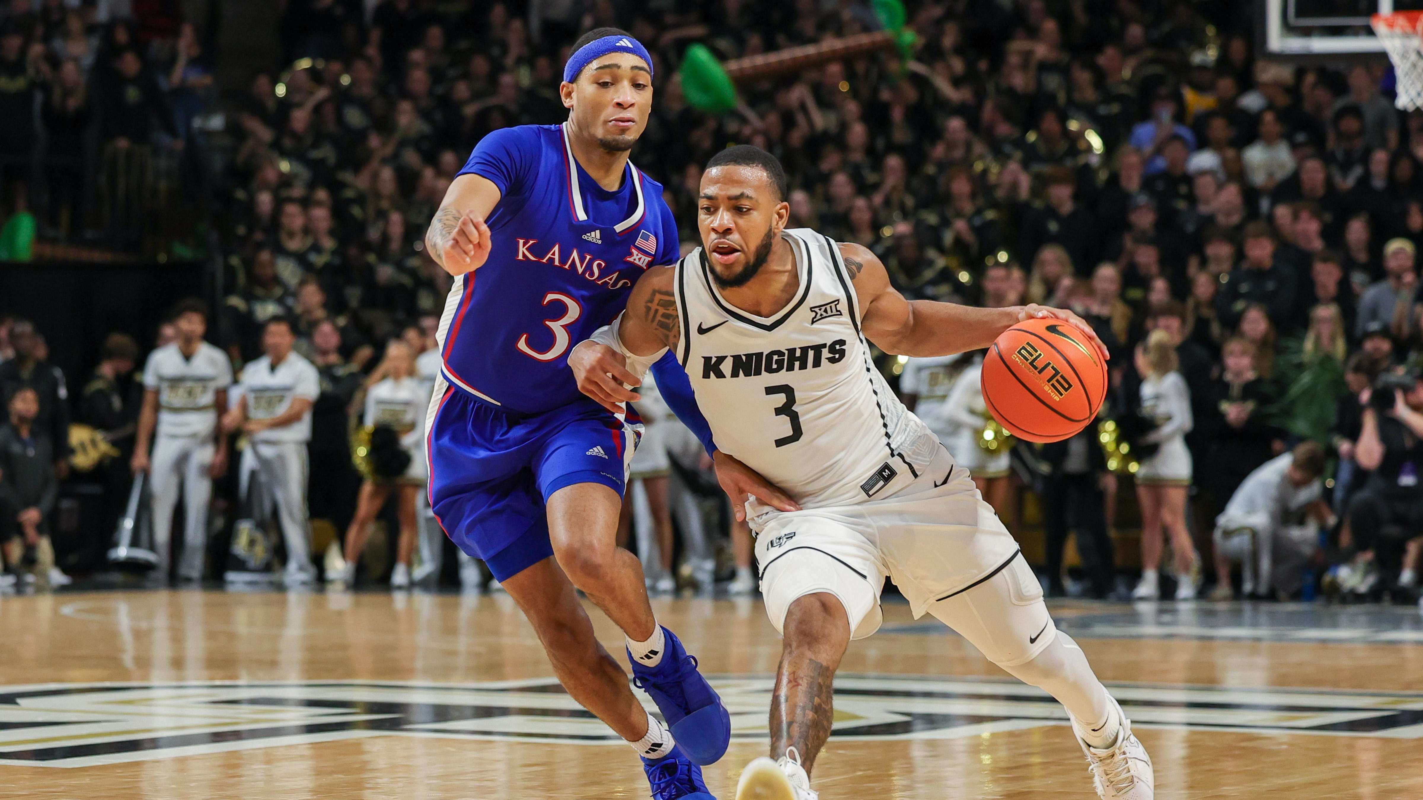 动赛场的能 动赛场的能